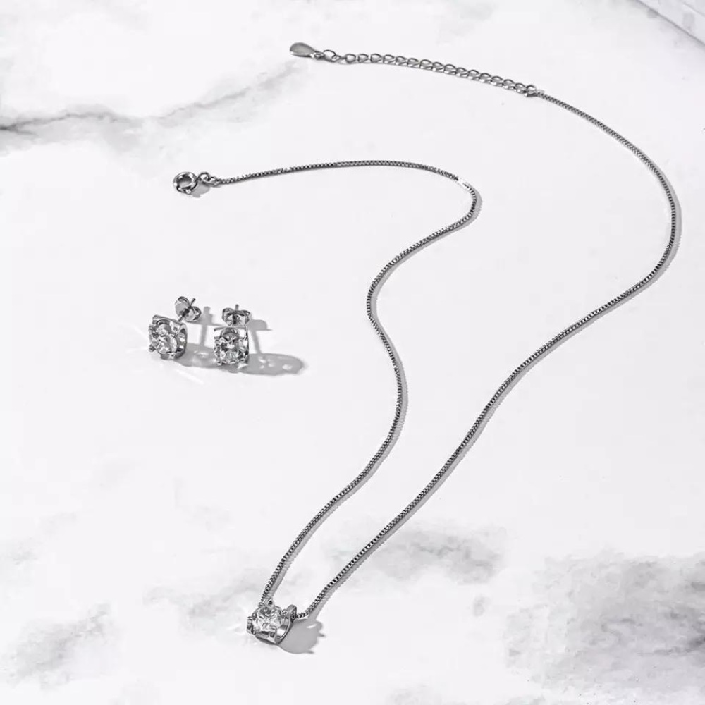 Necklace - Picture 4 of 5